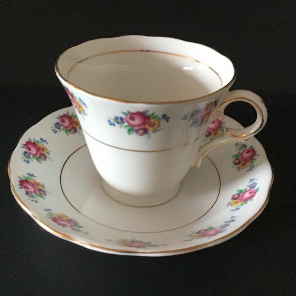 Vintage COLCLOUGH Tea Cup & Saucer
